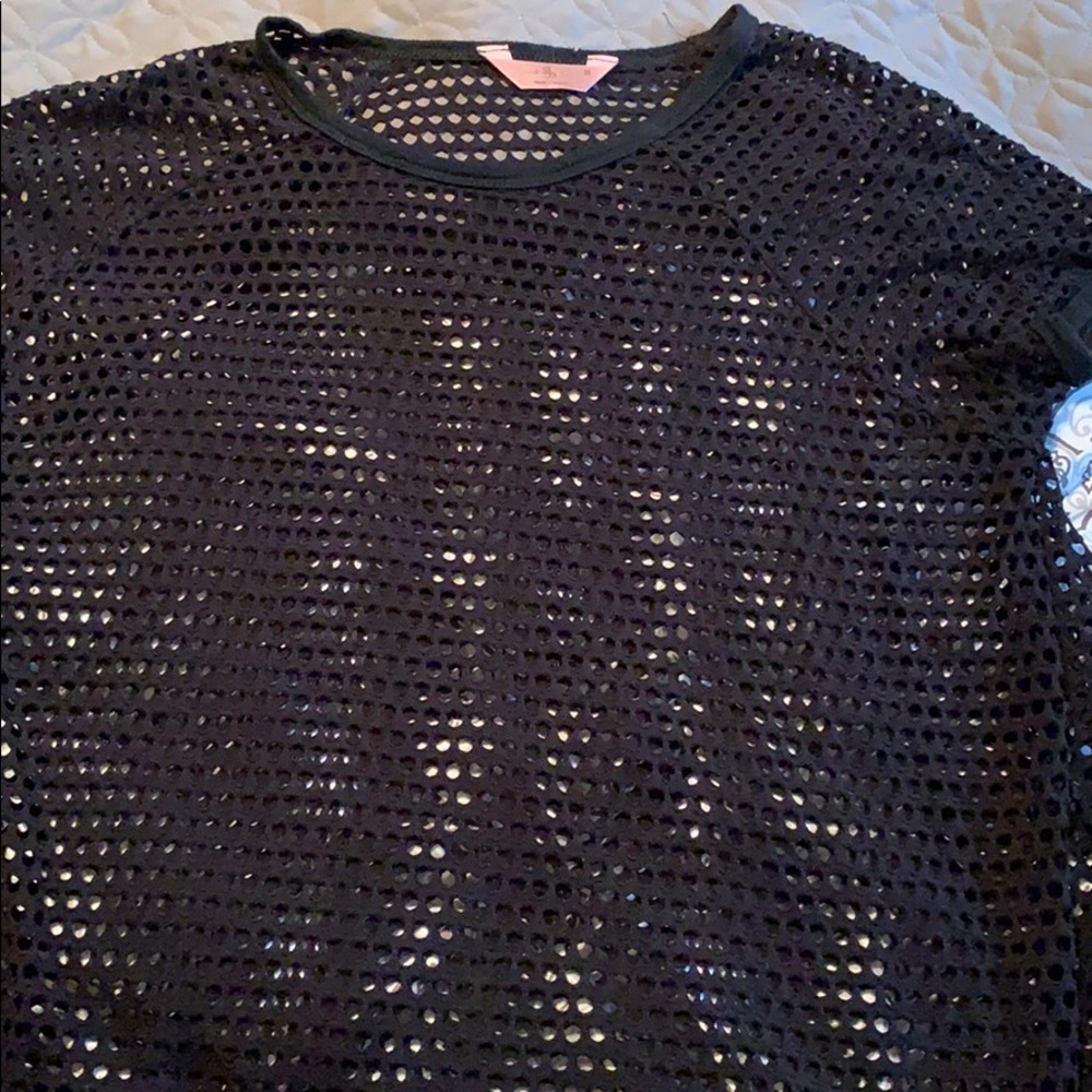 Black holed t shirt